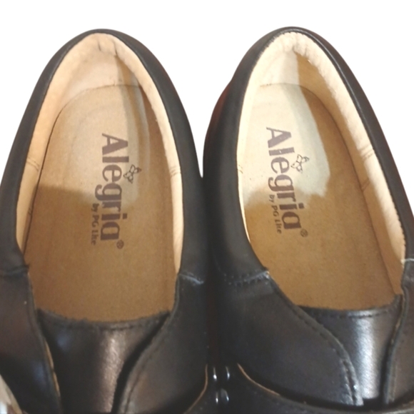 Alegria Black Leather Loafer Silver Buckle and Rounded Toe Flats Size 11 - Picture 4 of 14